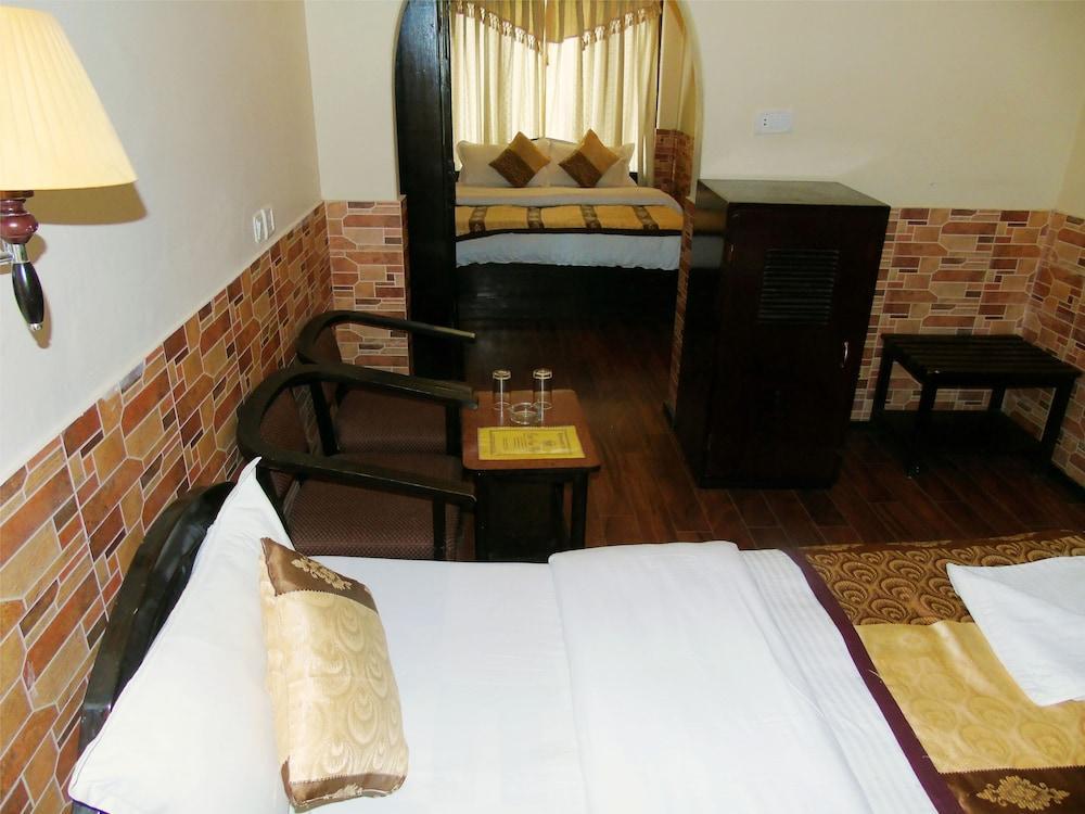 Hotel Trip Pokhara Dış mekan fotoğraf