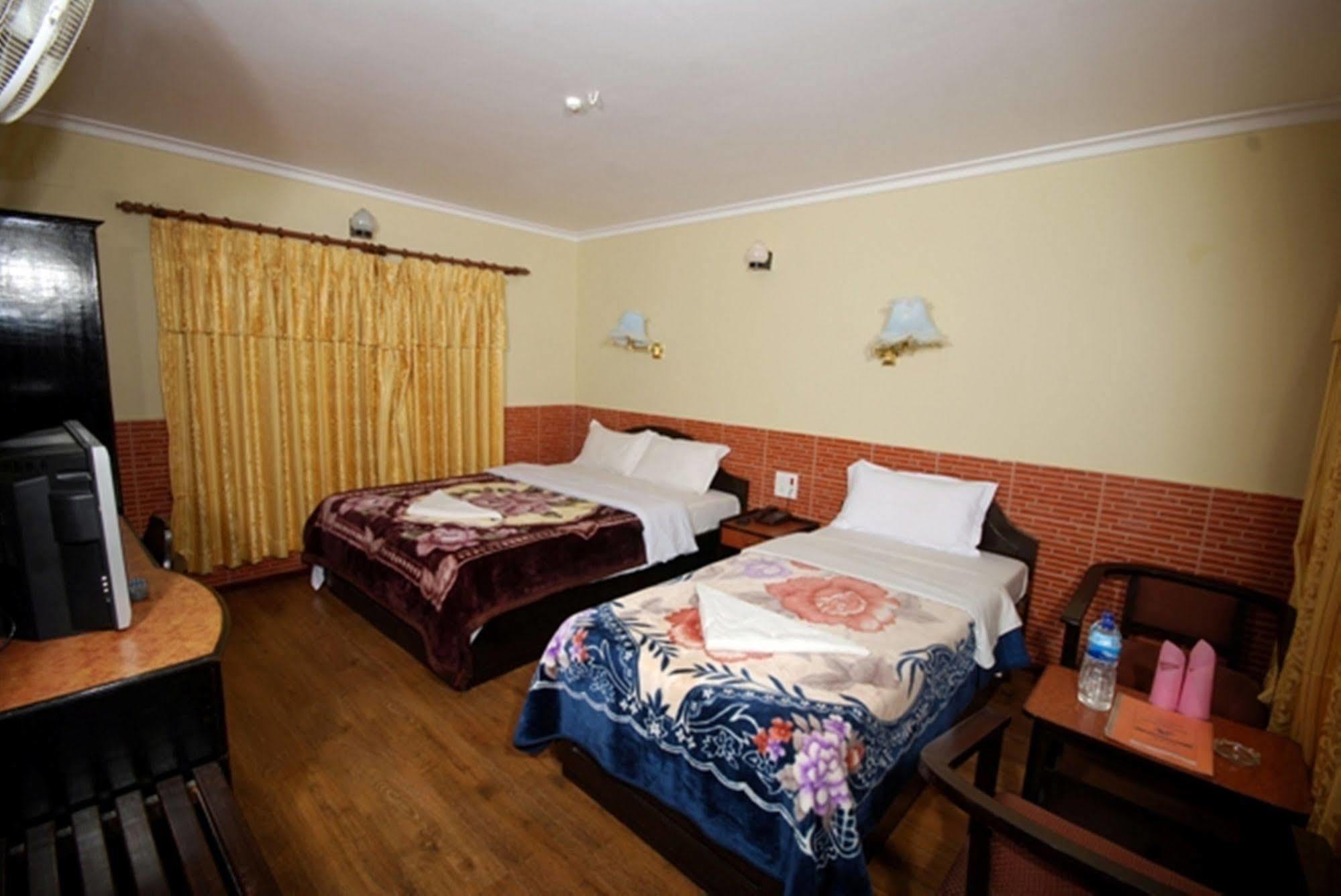 Hotel Trip Pokhara Dış mekan fotoğraf